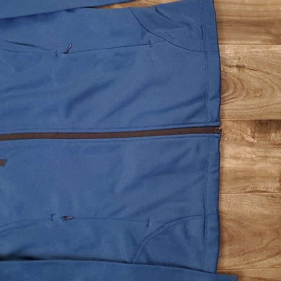 NWT sz XS Zip-Up - Picture 4 of 7
